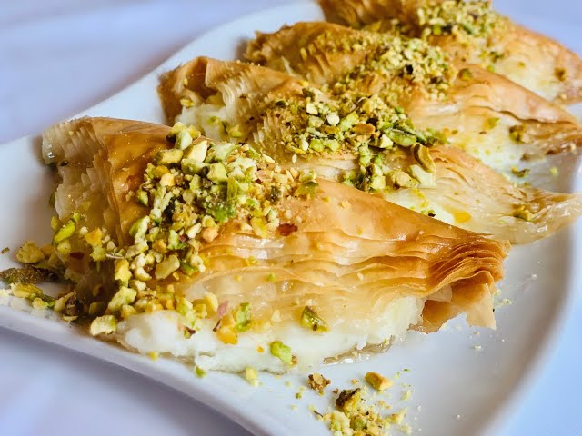 Warbat with Rich Cream Filling